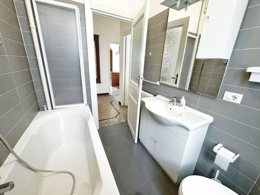 Suite Massa 57 - Sanremo Esterno foto
